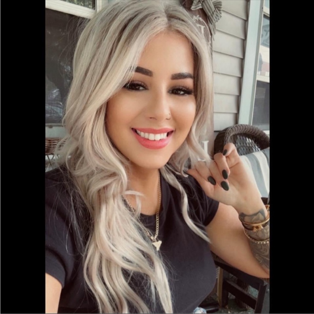 Meet your Posher, Rustina